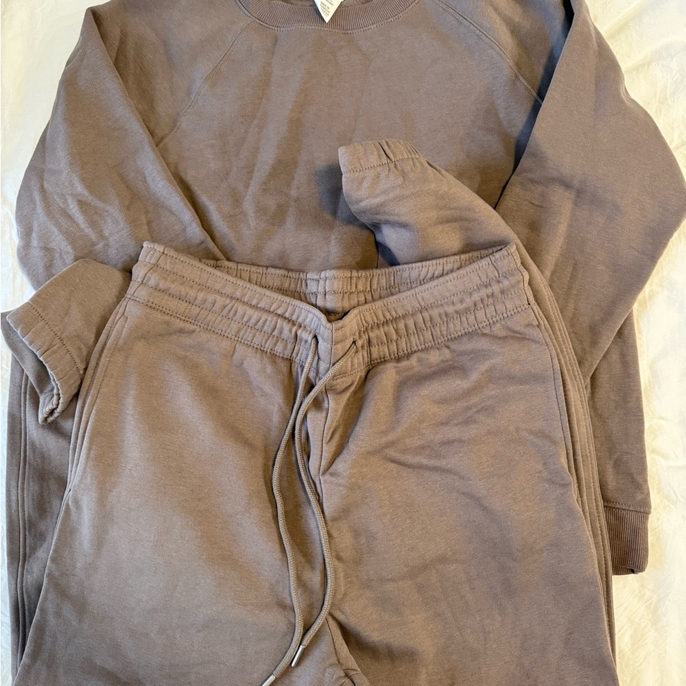 H&M  Taupe Sweatshirt and Joggers Set